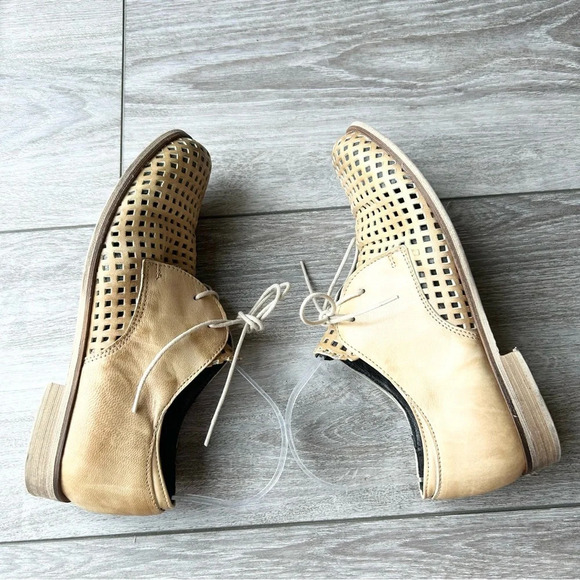 Vintage FarFalle  Beige Perforated Leather Lace Up Oxford Made in Italy - Picture 7 of 13